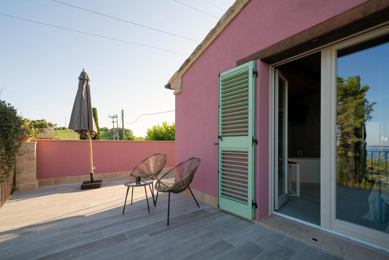לידו די פרמו L'Organetto, Luxury B&B מראה חיצוני תמונה
