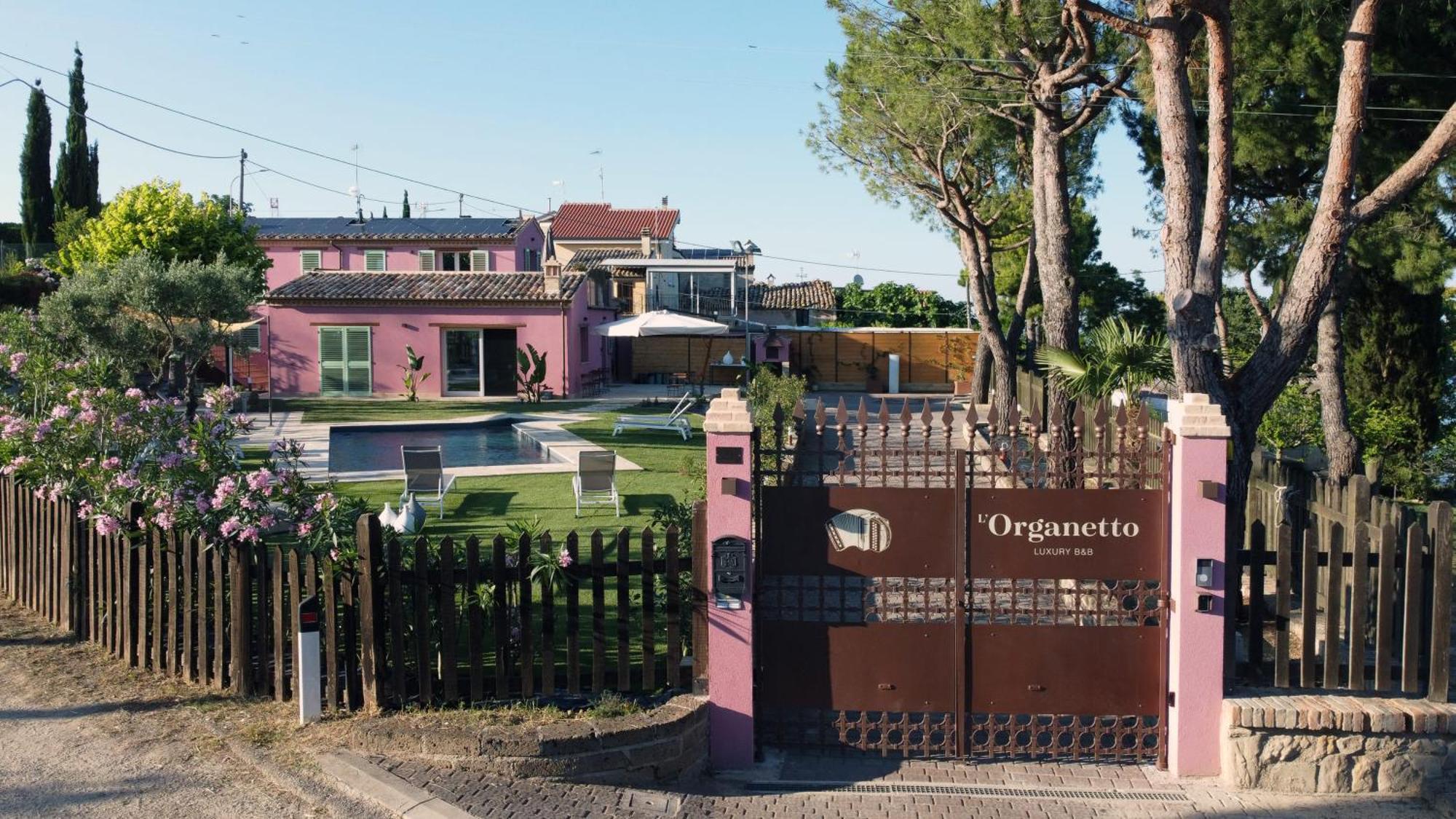 לידו די פרמו L'Organetto, Luxury B&B מראה חיצוני תמונה